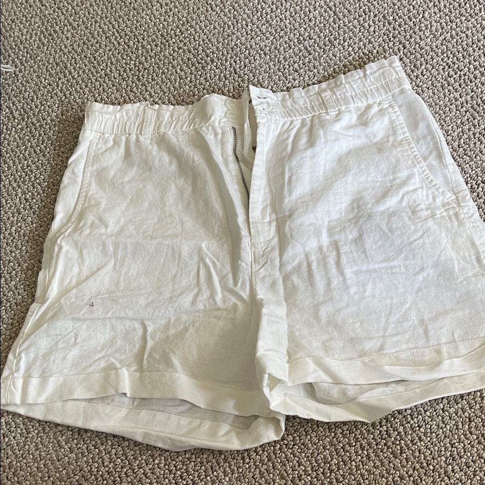 White Men's Shorts